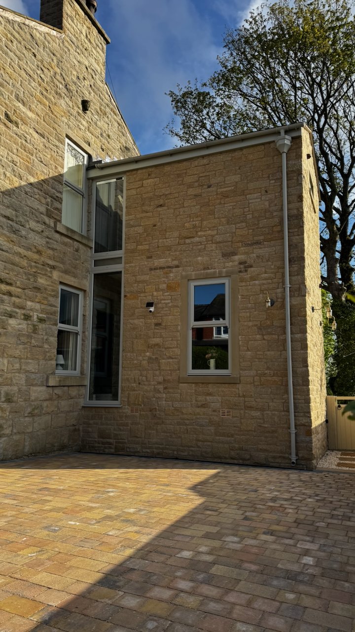 The finished two-storey extension &mdash; side view (3/5)