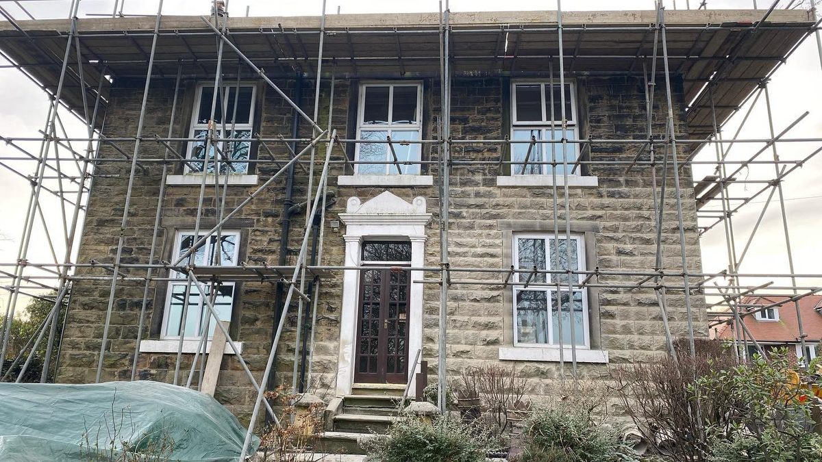 Stone repointing under way (1/3)