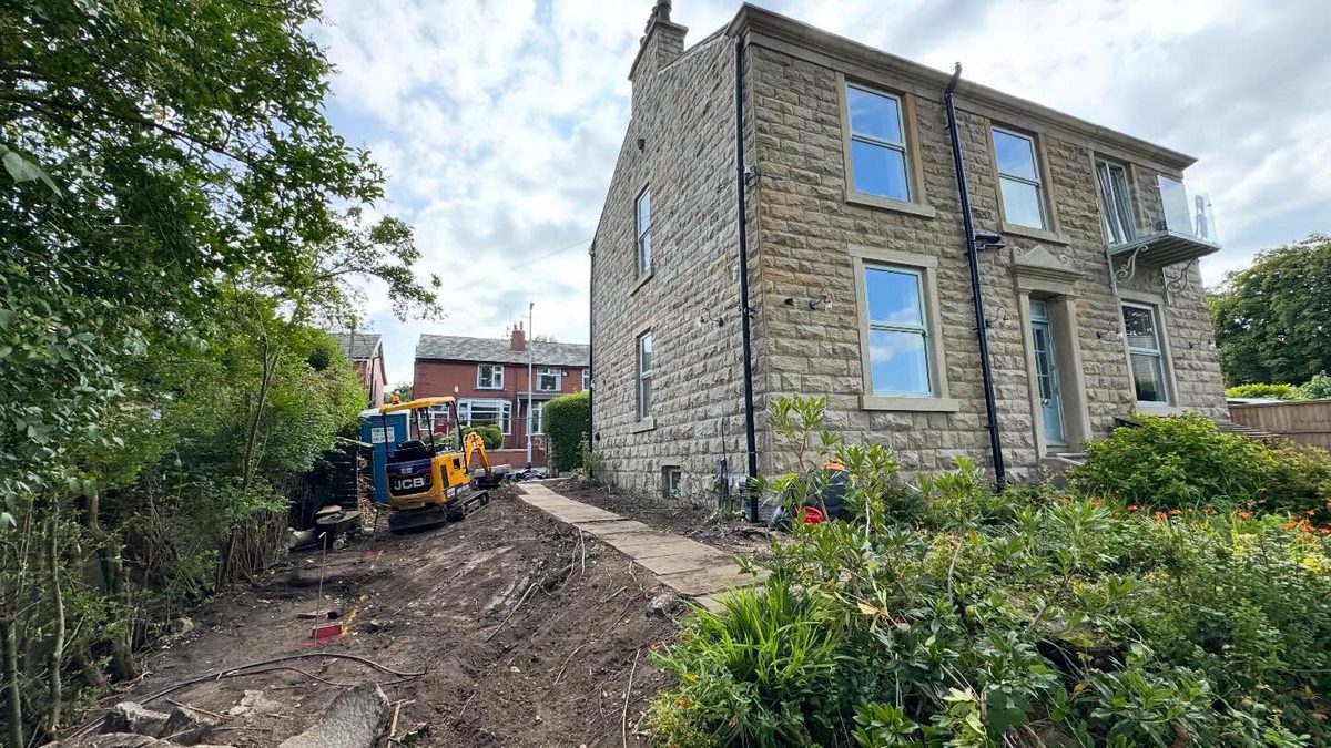 The new two-storey extension under way (1/5)